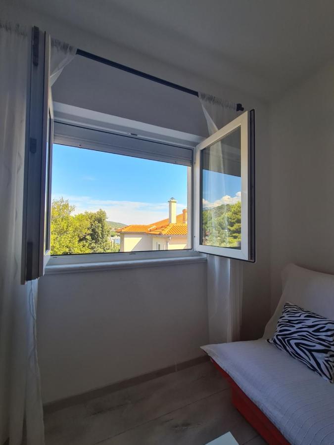 Apartman Karmen Barbat na Rabu Eksteriør billede