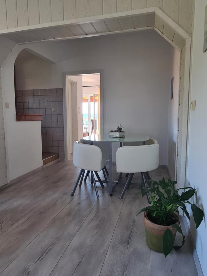 Apartman Karmen Barbat na Rabu Eksteriør billede
